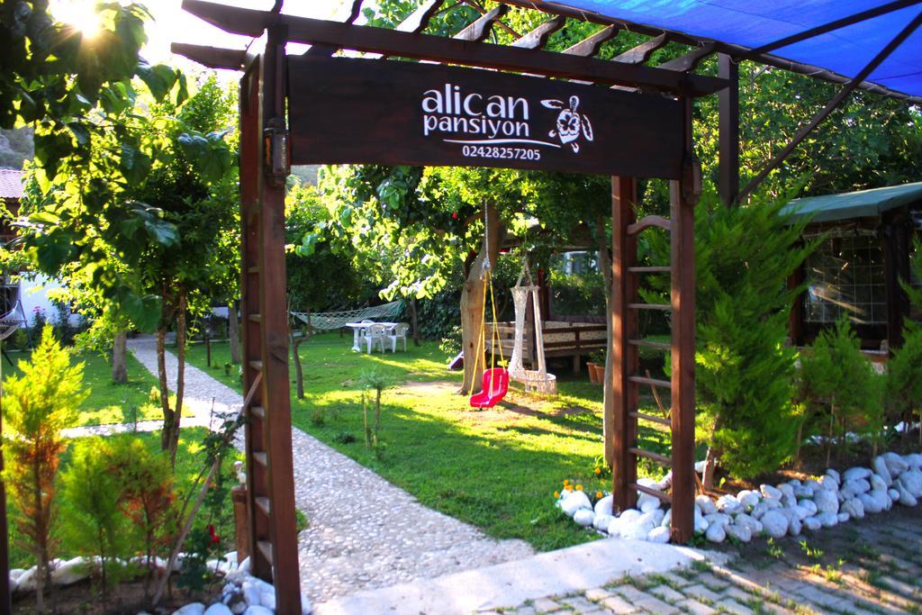 Alican Pension Çıralı Luaran gambar